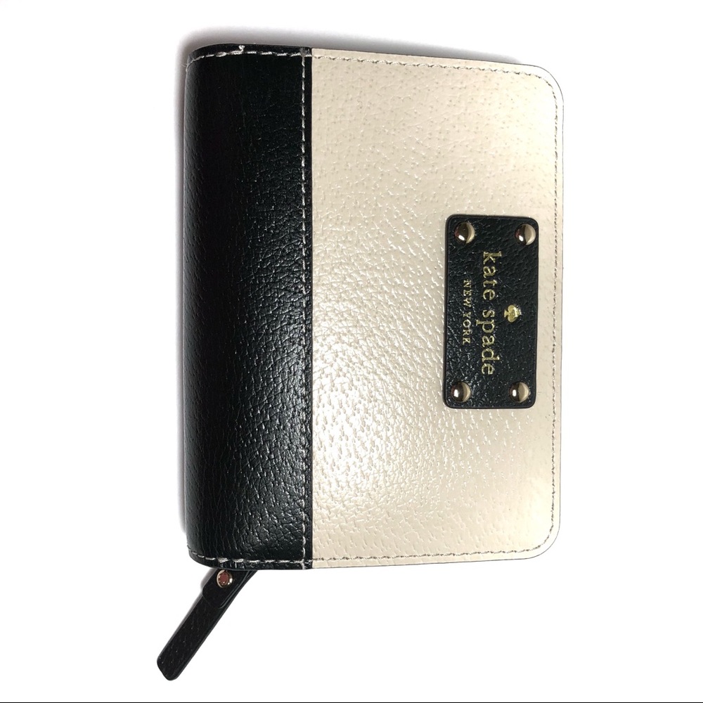 New Kate Spade New York wallet - Picture 1 of 8